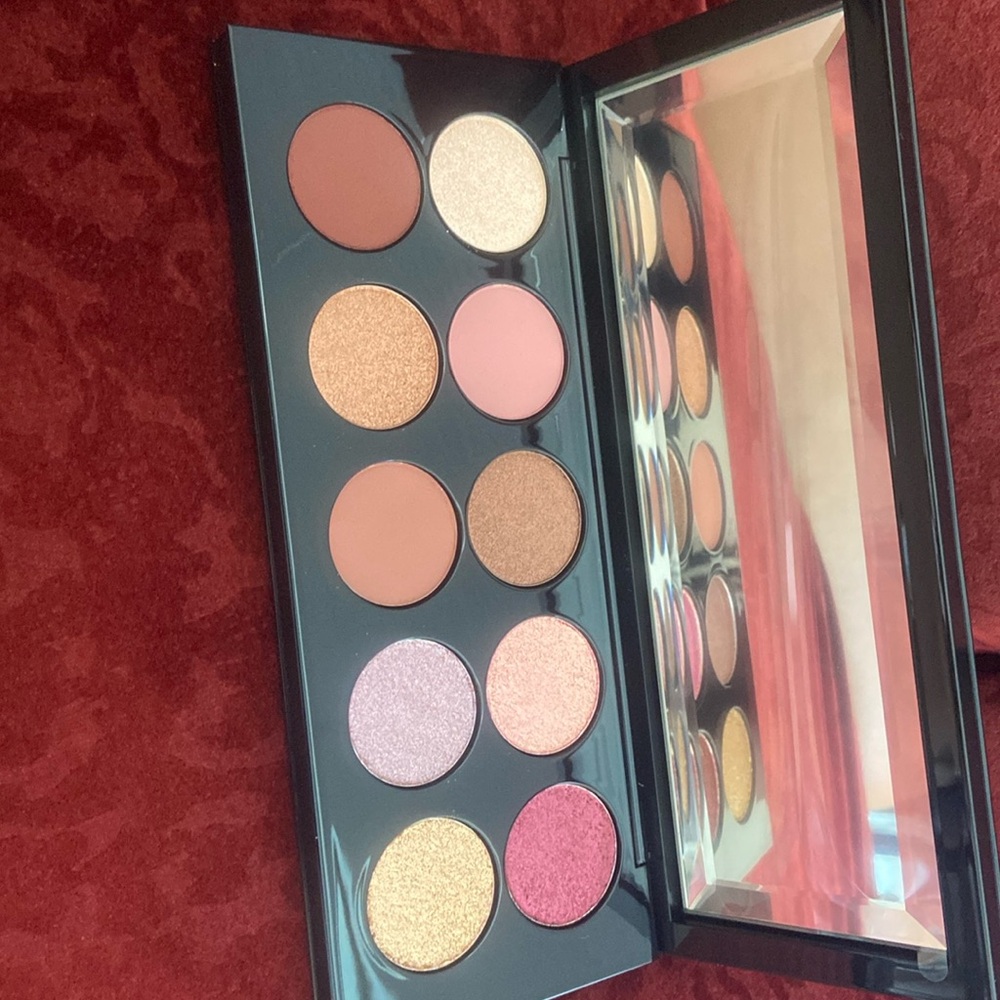 Pat McGrath Labs mothership XI eyeshadow palette: Sunlit Deduction